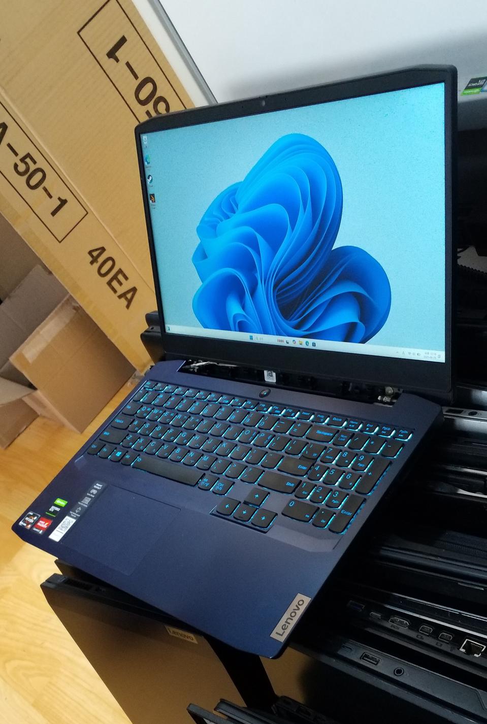 게이밍 부품용 2대