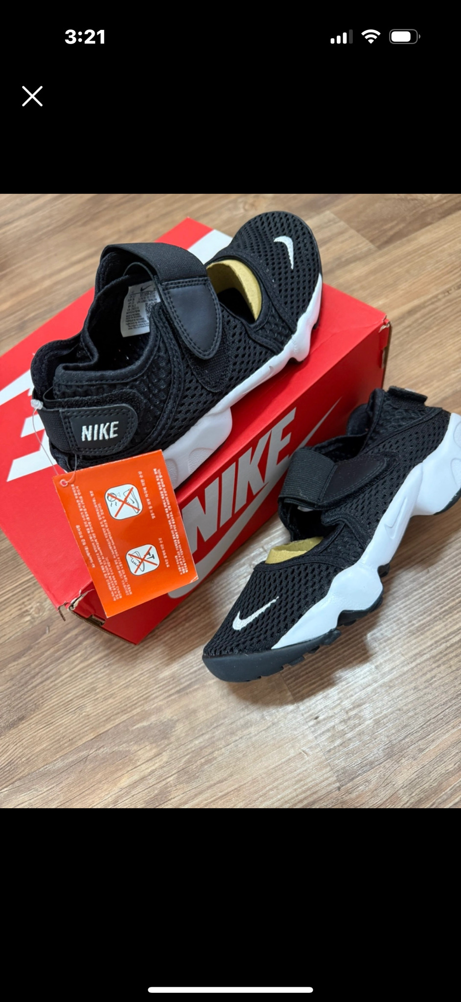 나이키 리프트 샌들 정품 /새것 230사이즈