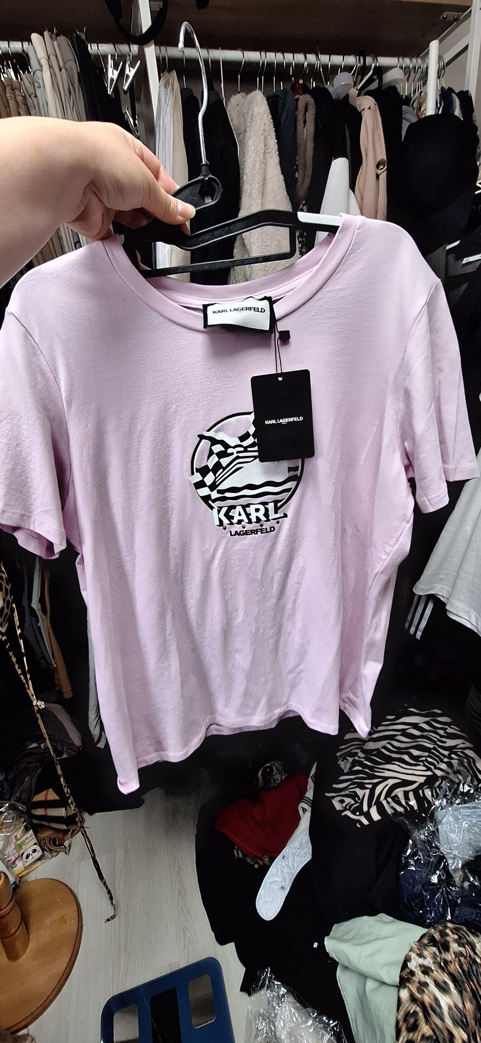 칼라커펠트 반팔 새옷