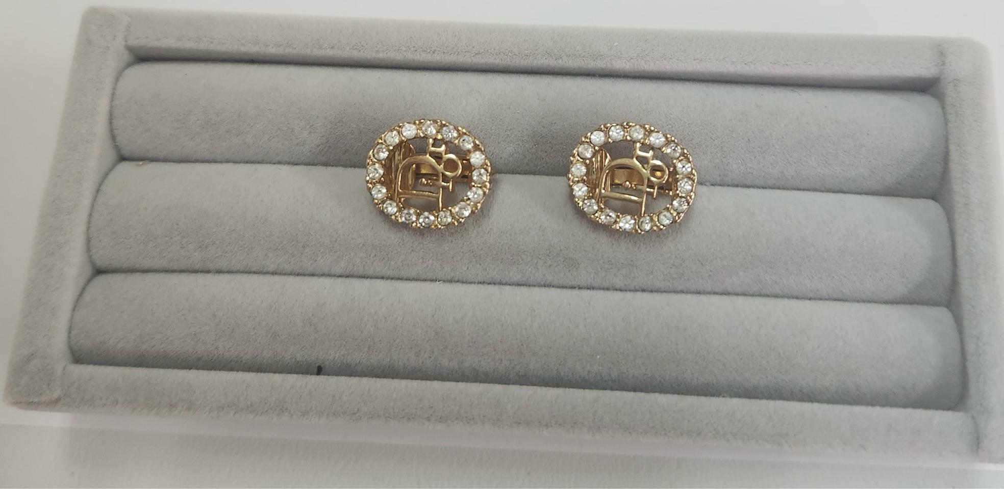 디올 빈티지 골드 이어클립