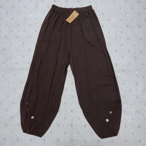 새상품)크리스탈레이디 와인브라운 스냅팬츠