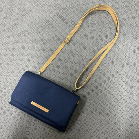 스타벅스 X 로우로우 폴더블 크로스백