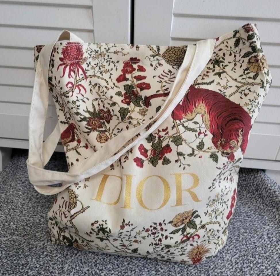 Dior로고 옥스퍼드소재 플라워 고급 에코백(새상품)