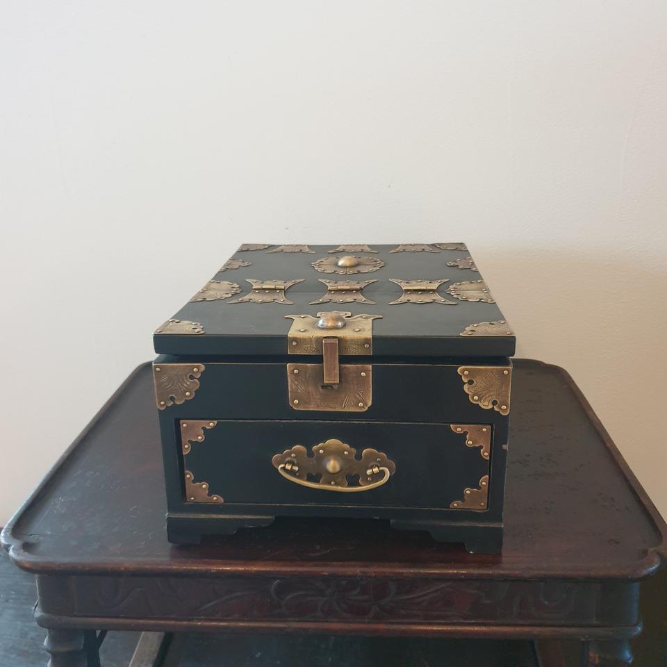 골동 동장식 목제 경대