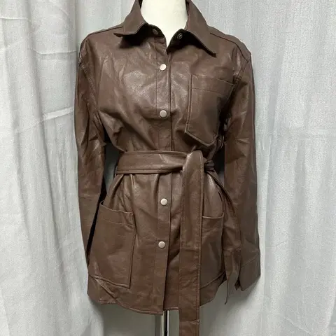 브라운 가죽자켓 겸 랩원피스