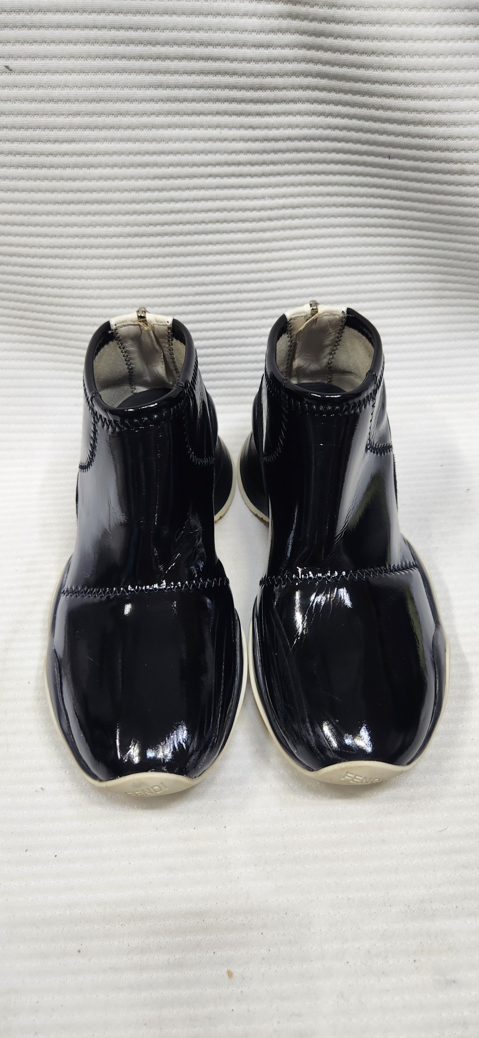 FENDI 펜디 네오프렌 스니커즈 37사이즈 240사이즈