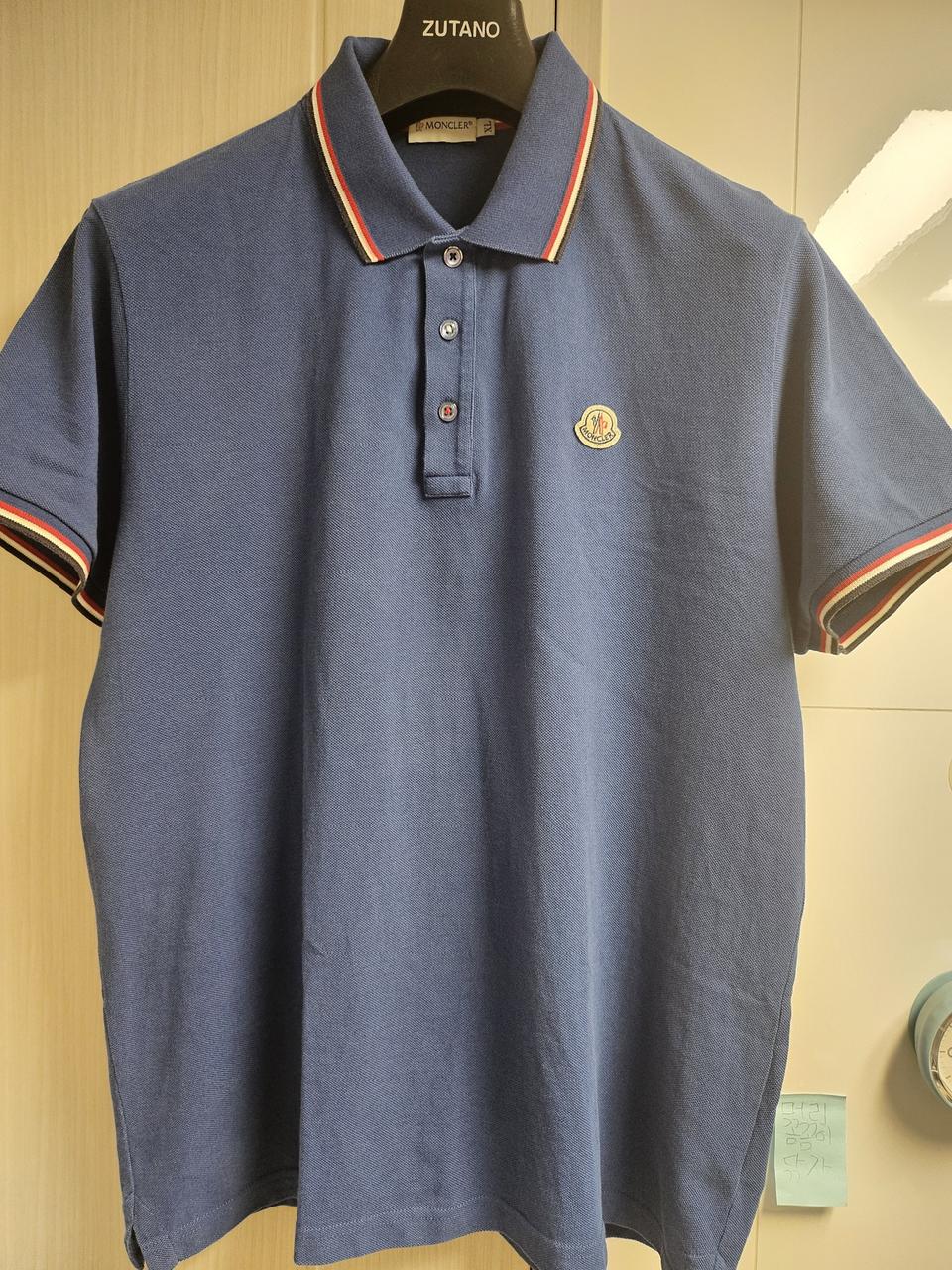 몽클레어 반팔티셔츠