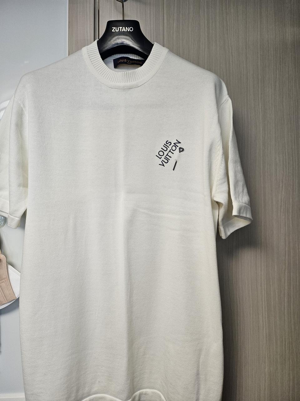 루이비통 반팔 티셔츠 두개