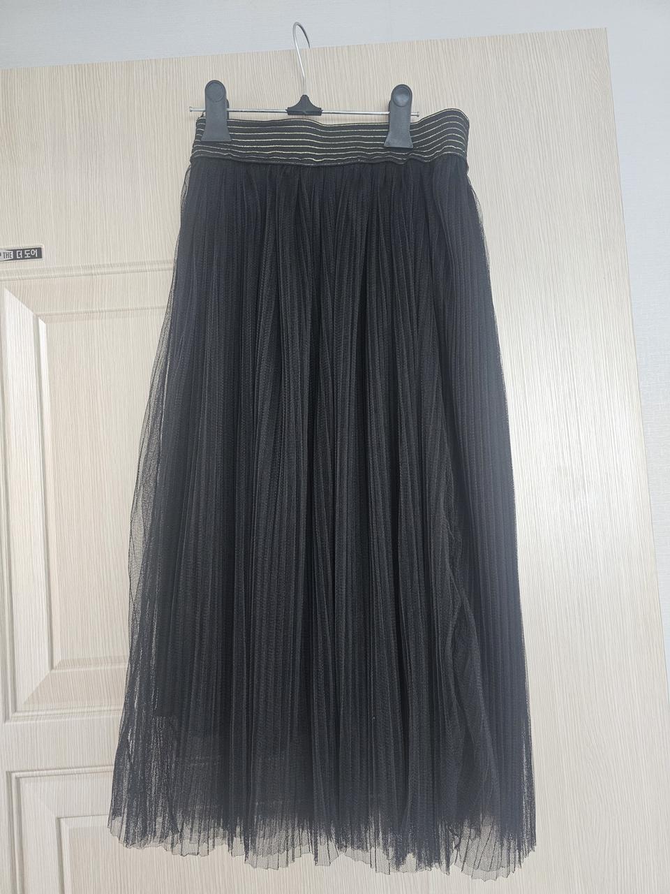 블랙 튤 스커트 Free