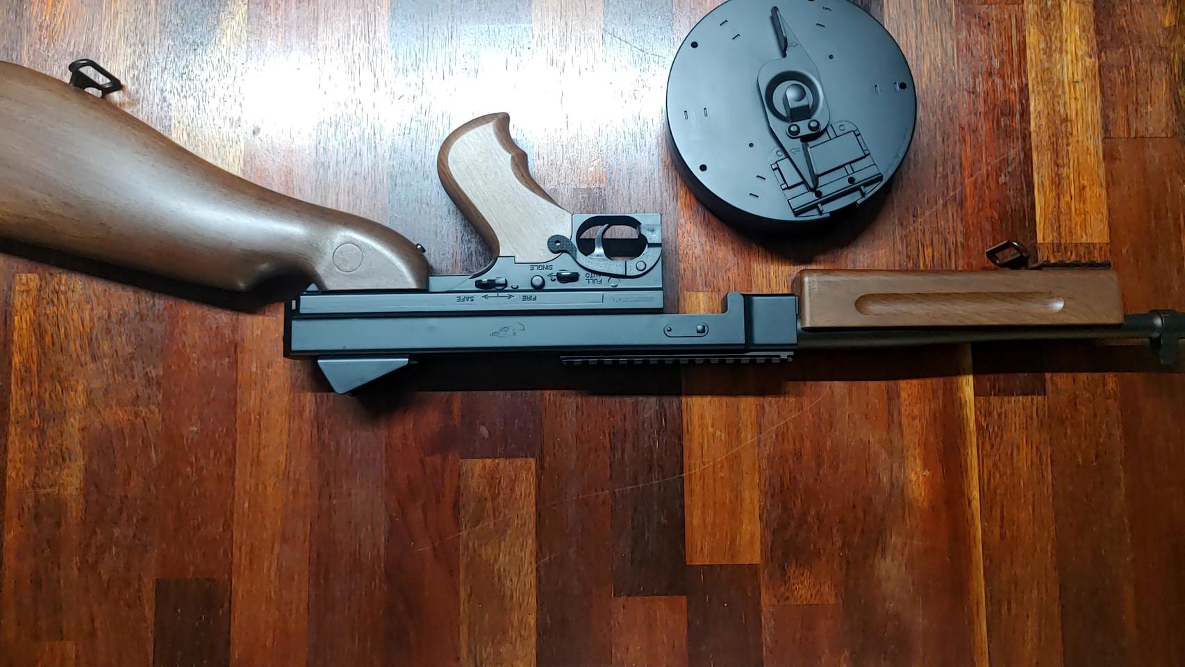 더블이글 M811 토미건 비비탄 전동건 총