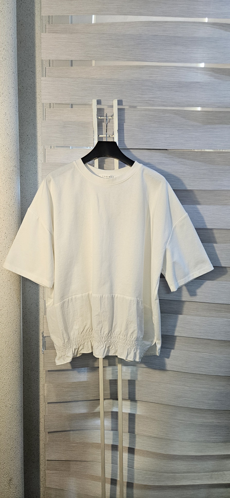 소나무 화이트 반팔 티셔츠 새상품