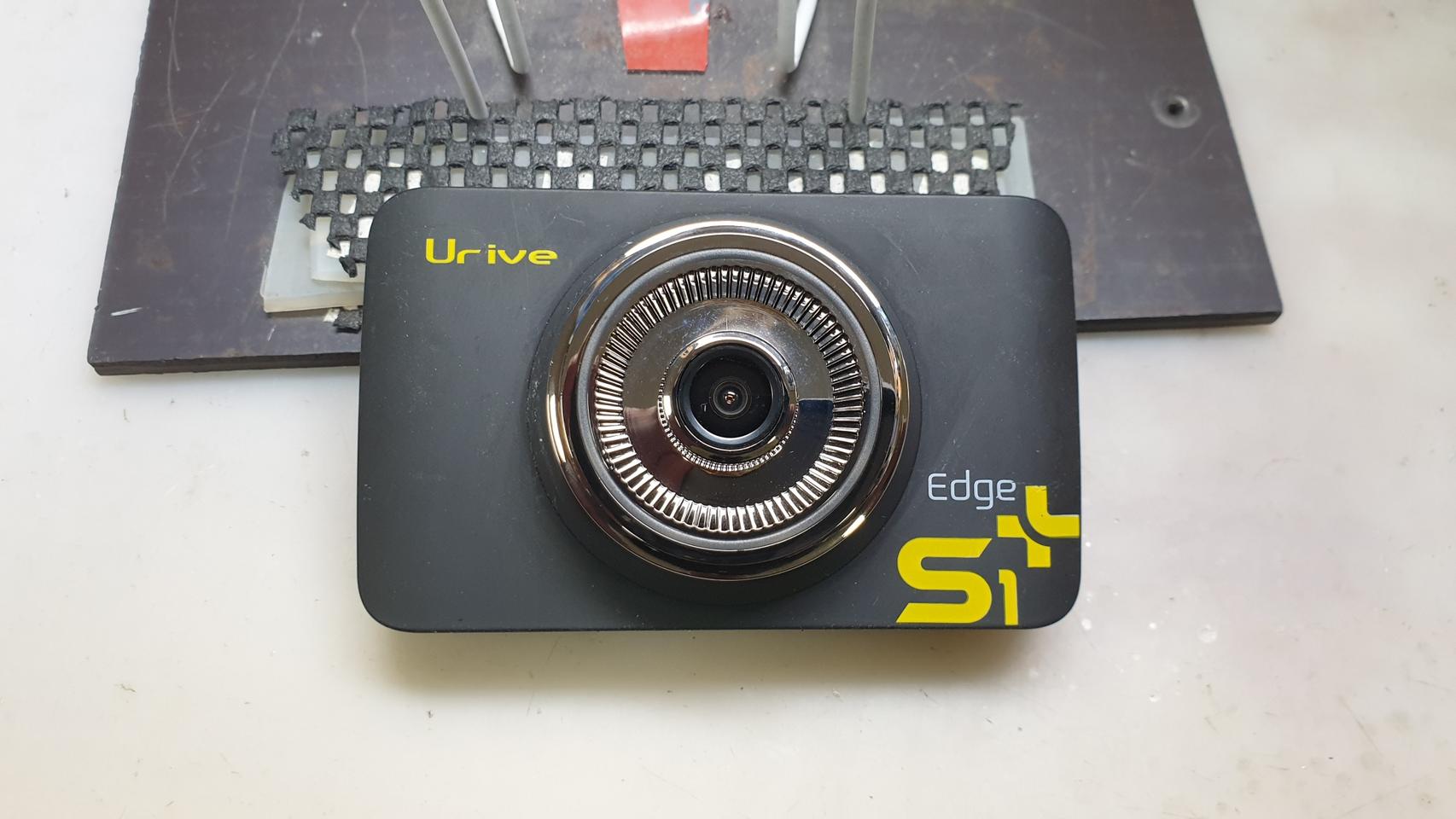 수리된 유라이브 엣지 S1+ 앞쪽 본체만.