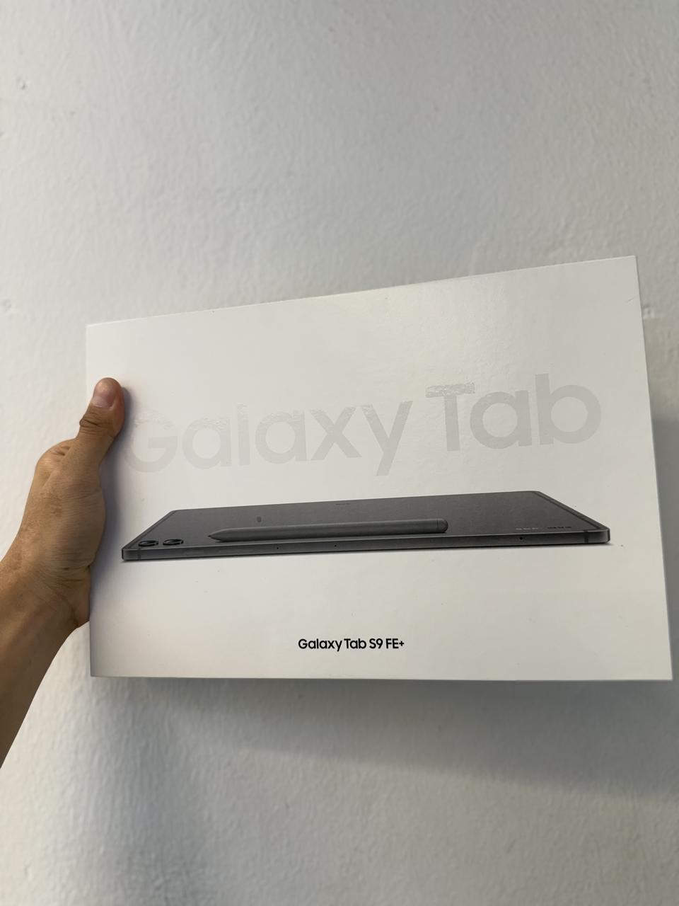 갤럭시 탭S9FE+ 판매합니다