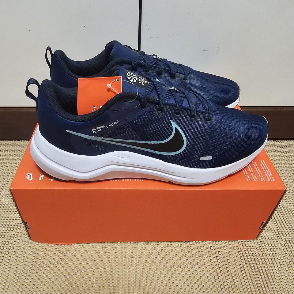 나이키 다운시프트12