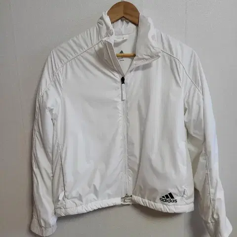 17.아디다스 겨울 자켓