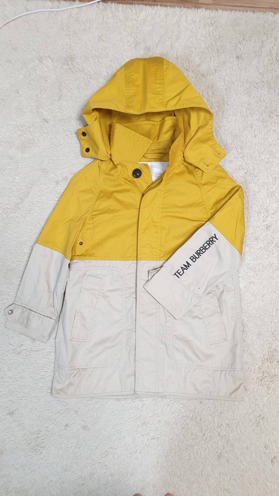 [키즈6y] 정품 버버리 자켓 점퍼 새것수준 무료배송