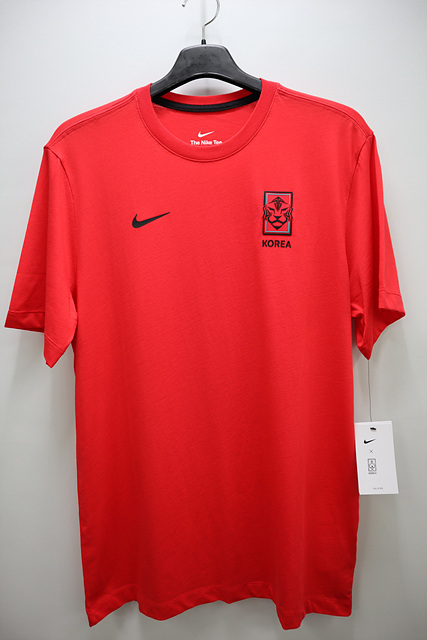 NIKE 나이키 반팔 티 미사용 24년식