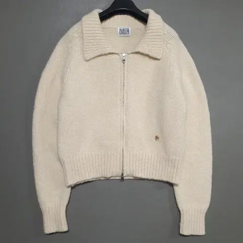 22FW 마리떼프랑소와저버 X 잉화 W HAIRY 니트 집업 가디건 크림