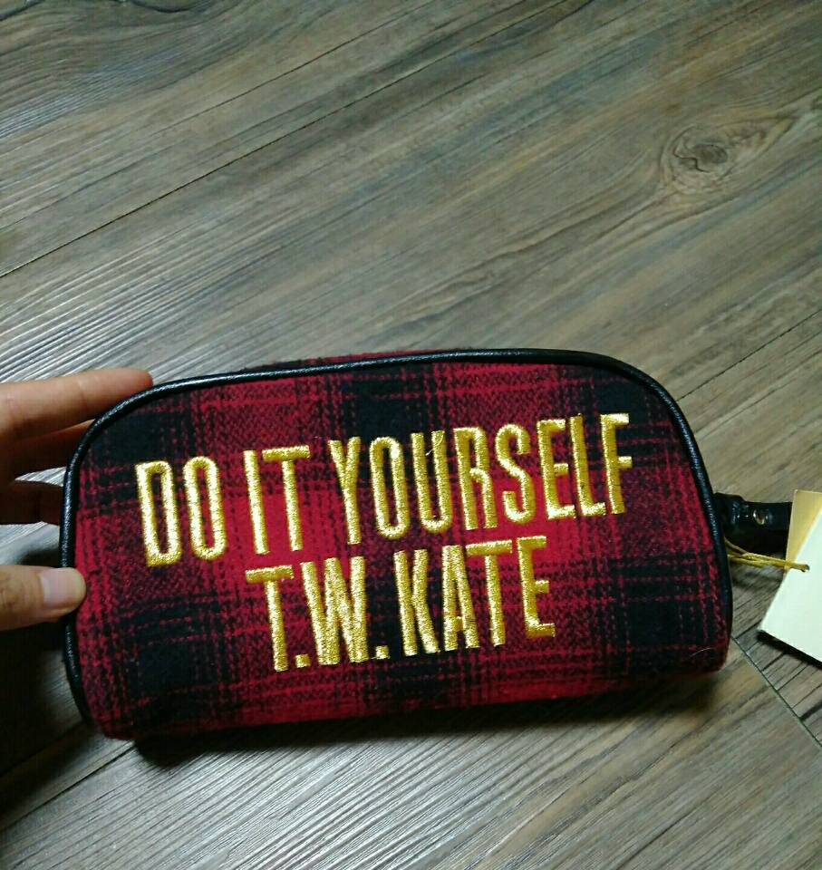 (할인)원가6만원 새상품 '울'  테디베어 스퀘어 파우치