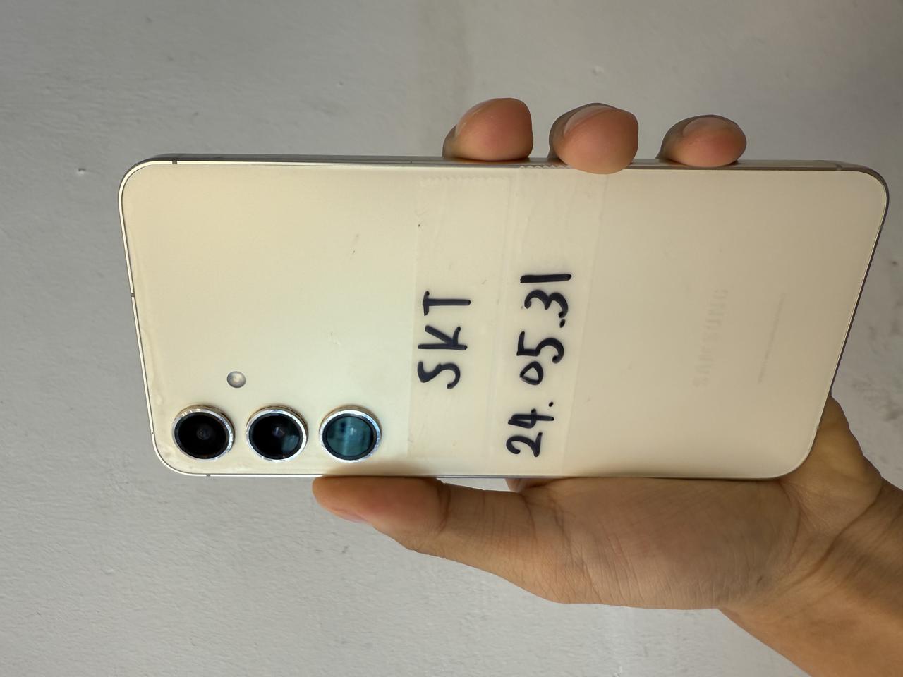 갤럭시 S24플러스 판매합니다