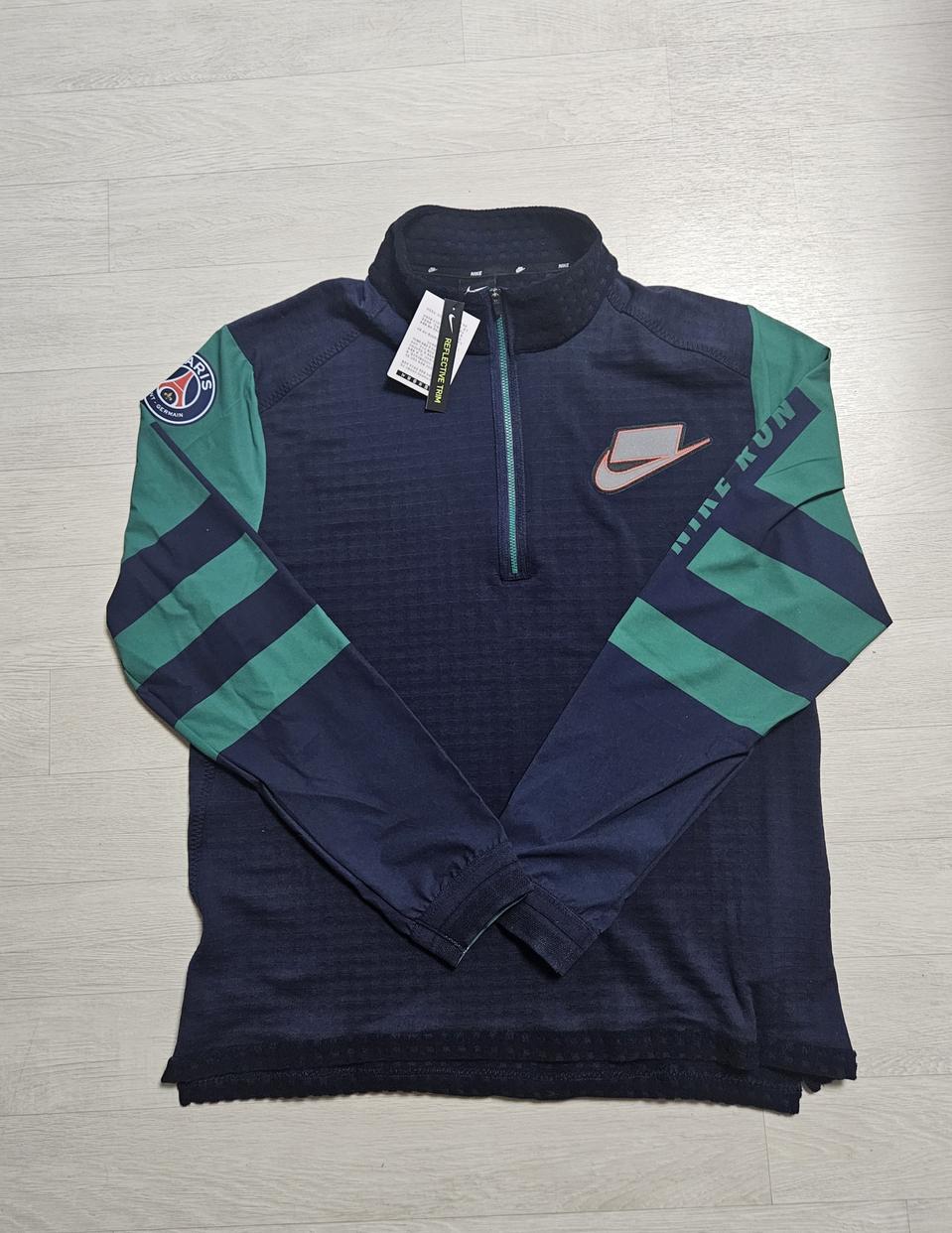 나이키 RUN 기능성 반집업