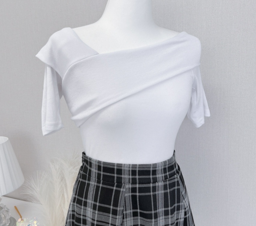 [새상품] 언발 오프숄더 상의