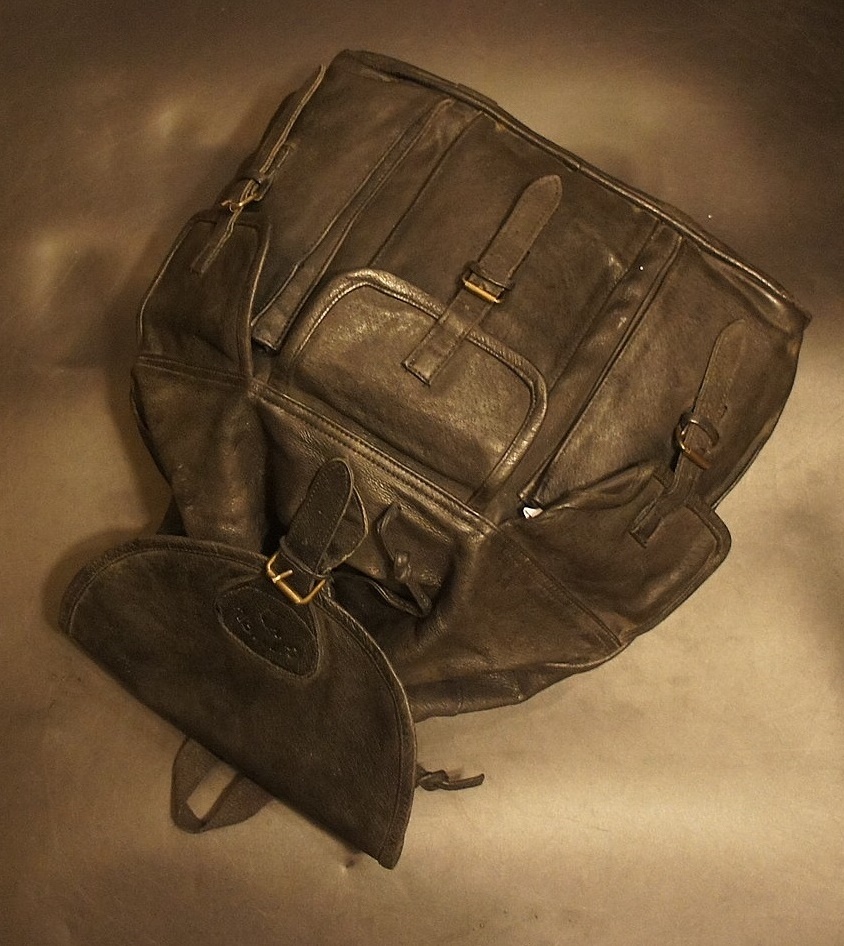 439백팩 가죽 배낭 가죽백 가죽가방 빈티지가방 남자가방 남자백