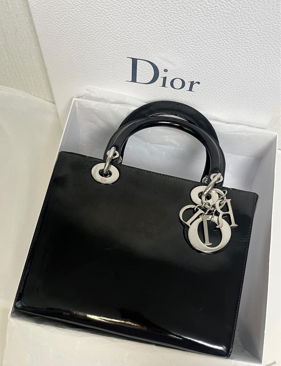 정품 디올 레이디백 빈티지 페이던트 블랙