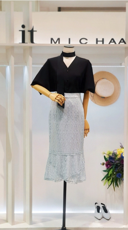 잇미샤 IT MICHAA 레이스 머메이드 스커트 사이즈 66