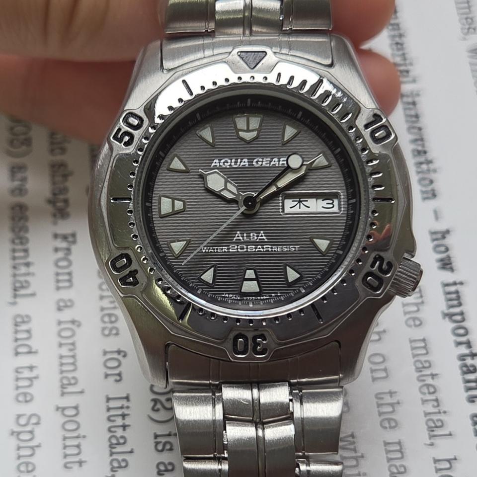 레어] 빈티지 세이코 알바 아쿠아기어 그레이 가로판 한자데이데이트 쿼츠