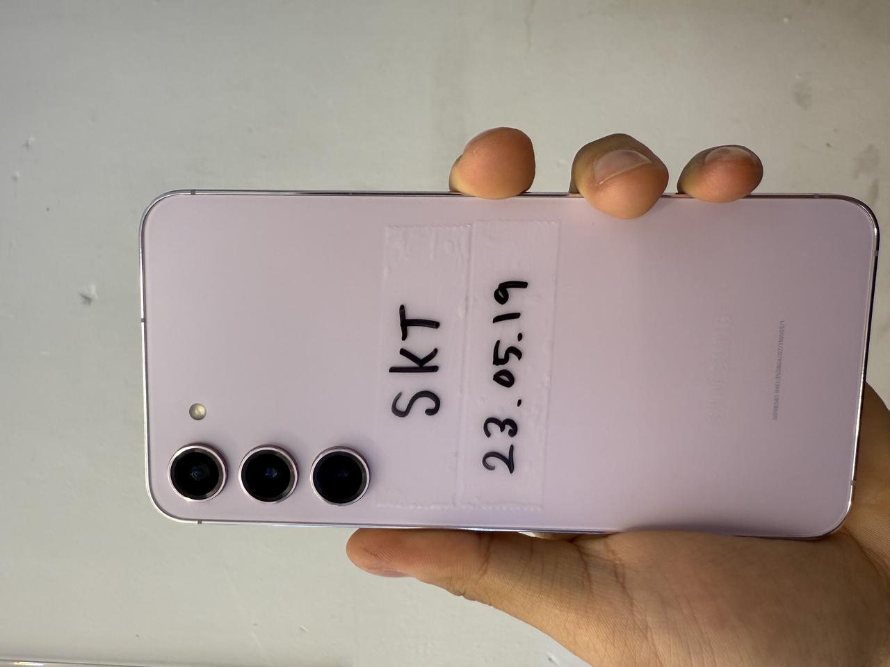 갤럭시 S23플러스 판매합니다