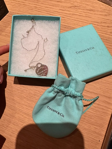 정품 티파니앤코 하트 태그 루베이도 키목걸이