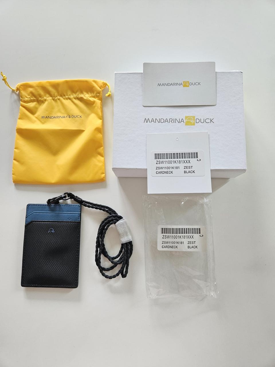 만다리나덕 카드지갑