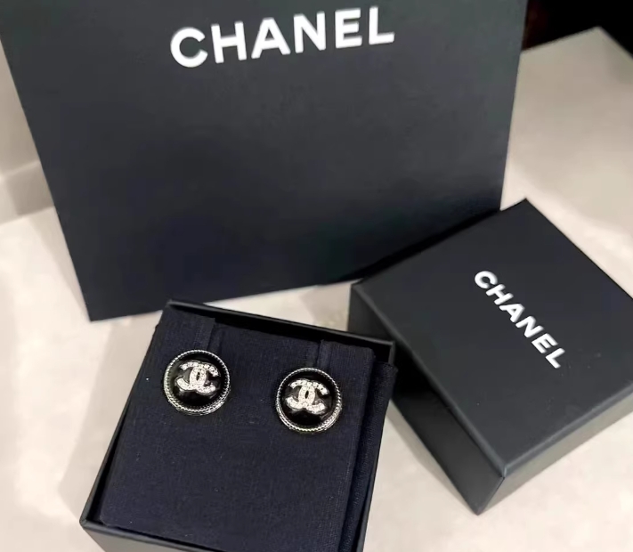 샤넬 CC로고 라운드 이어링