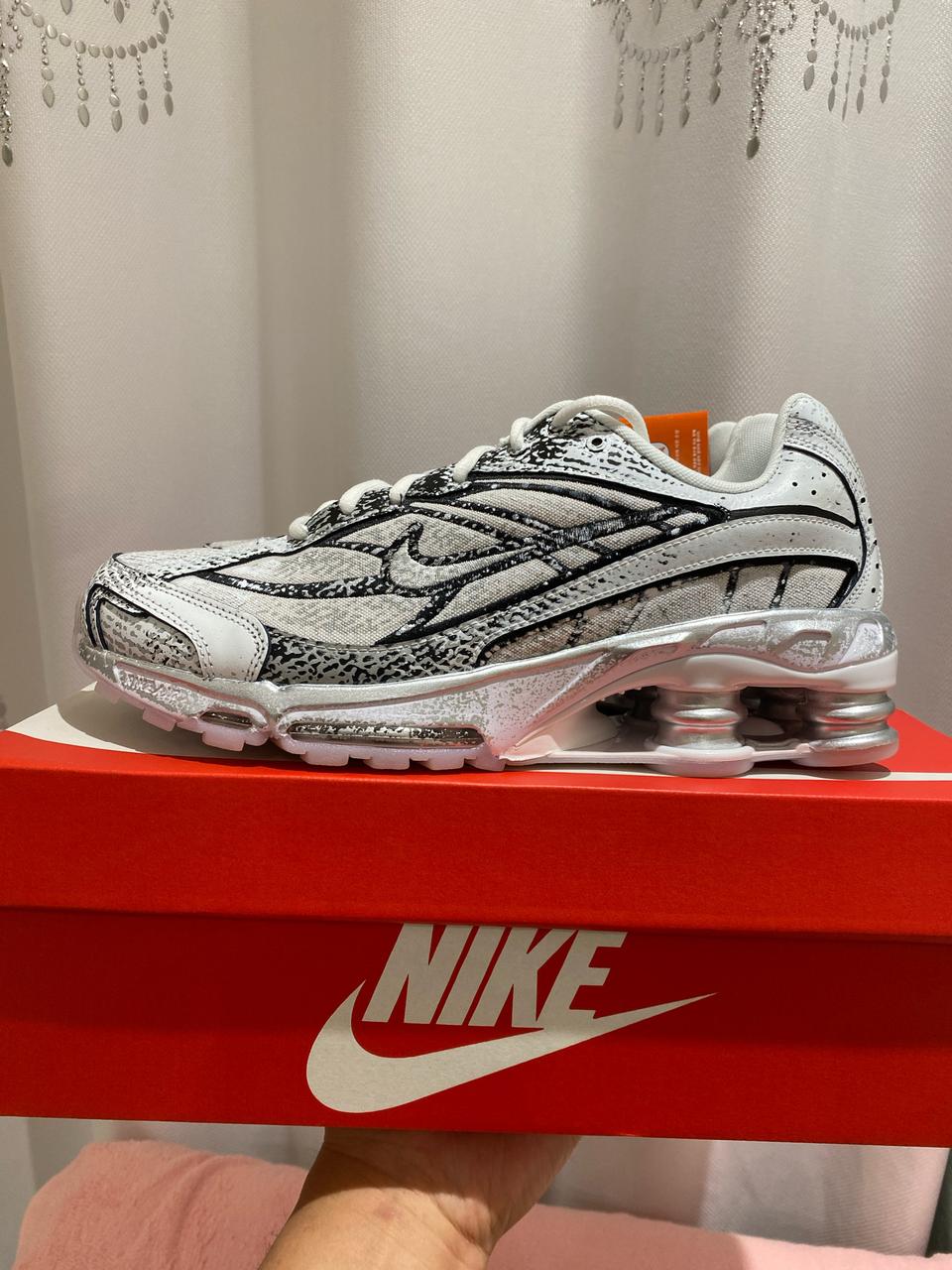 나이키 샥스 라이드 2 런닝화 운동화 메탈릭 플래티넘 270 280