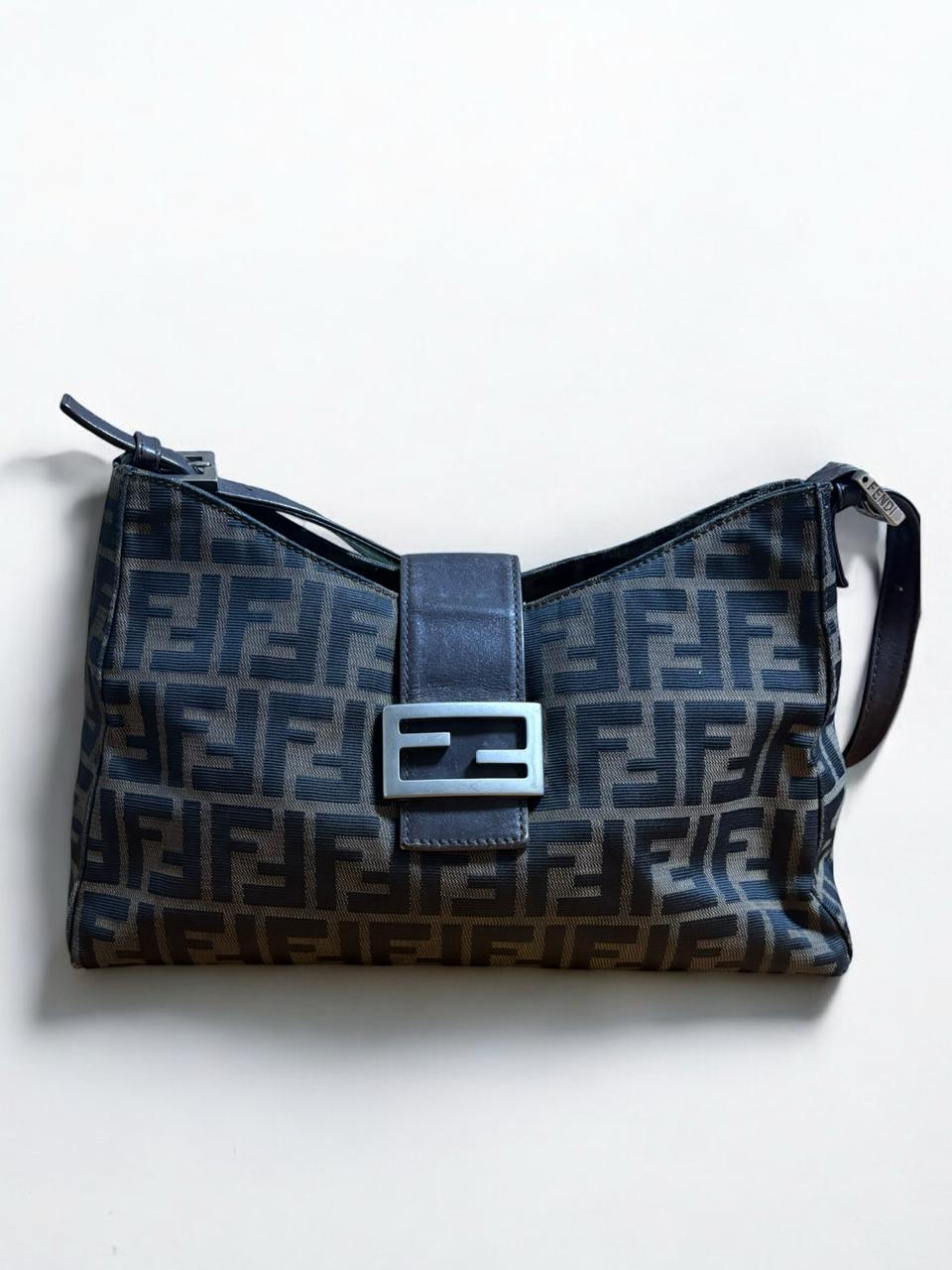 펜디 빅주카 숄더백