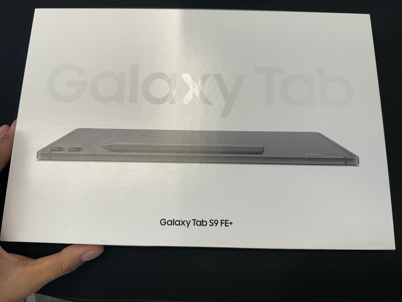 갤럭시 탭 S9FE+ 판매합니다