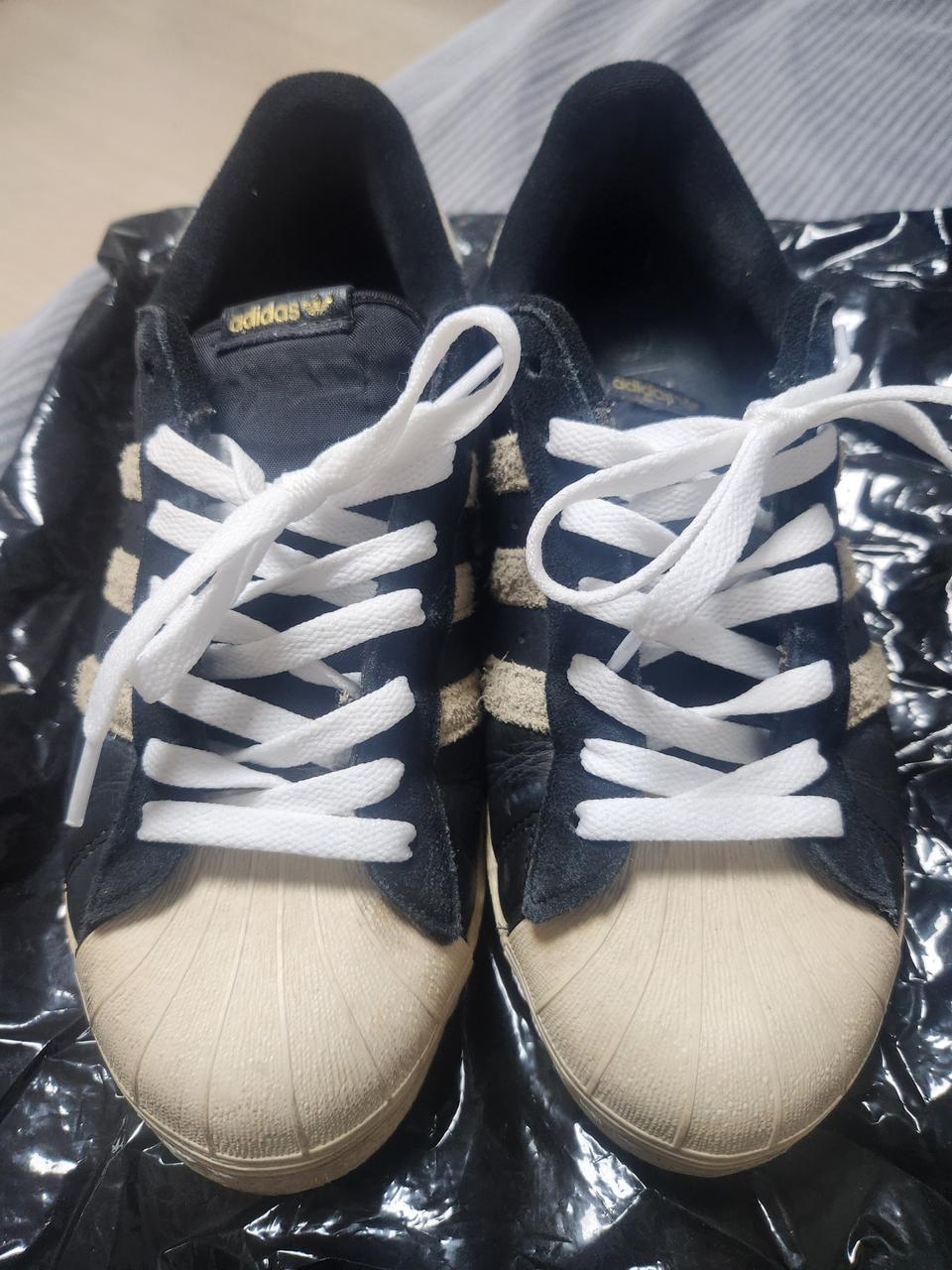 아디다스 슈퍼스타 255mm 팝니다