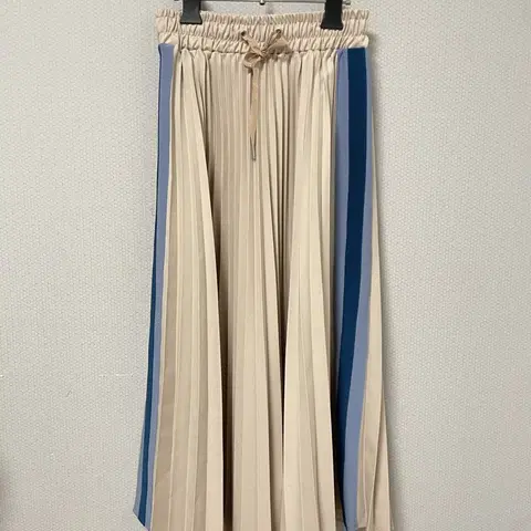 에고이스트 치마