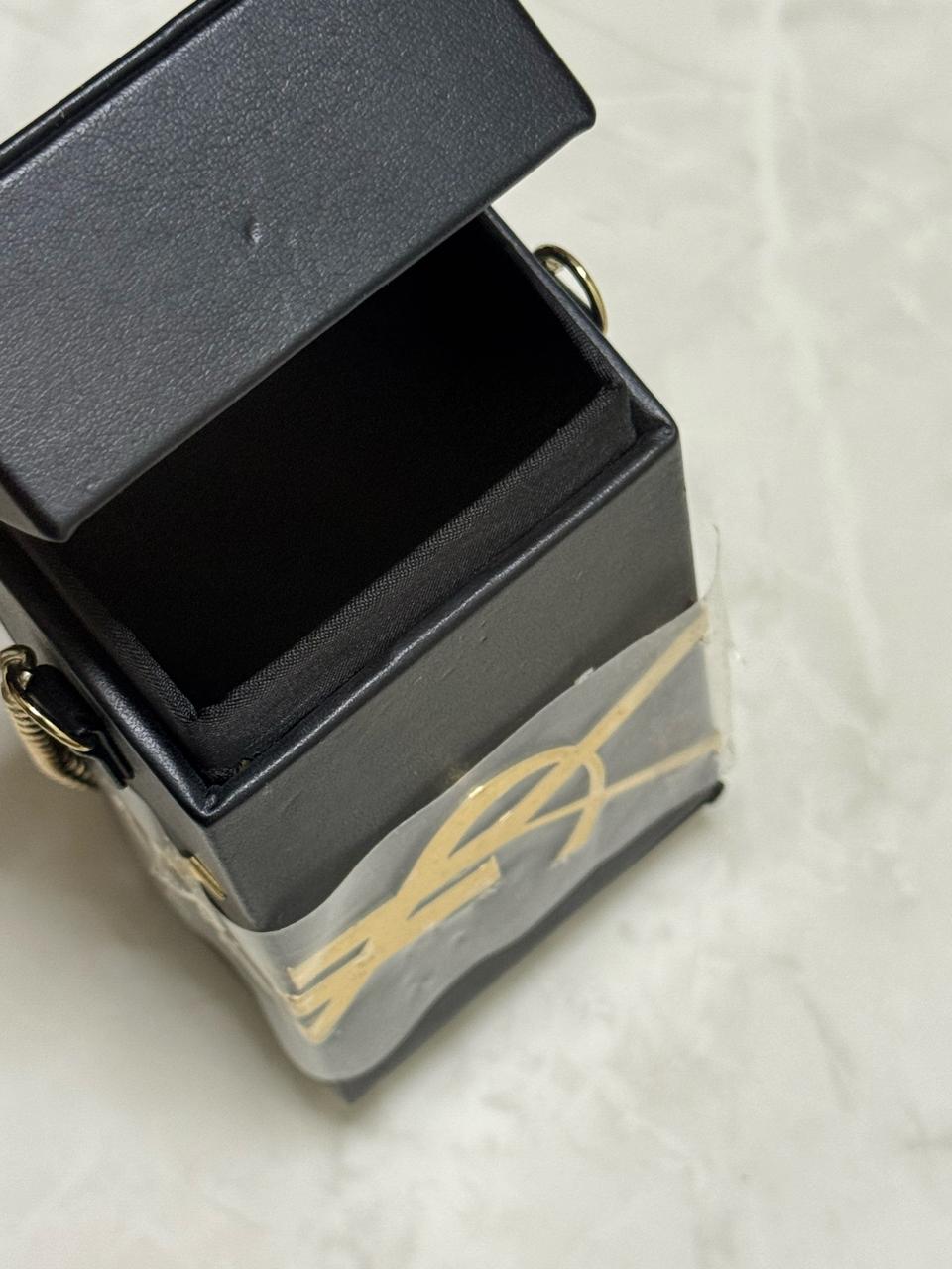 입생로랑 뷰티립파우치 YSL