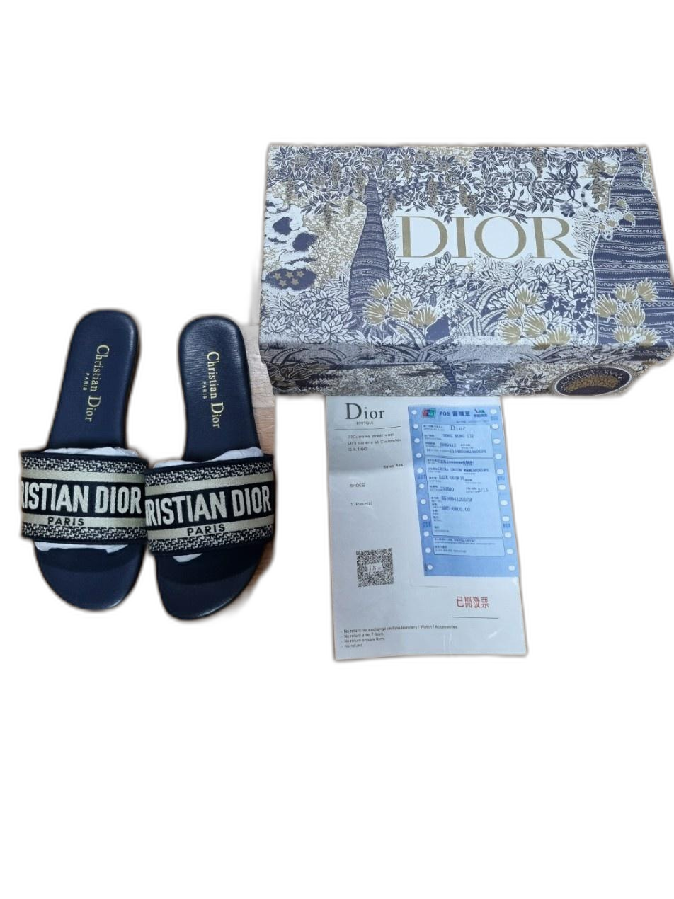 명품 크리스찬디올  샌들  사이즈235