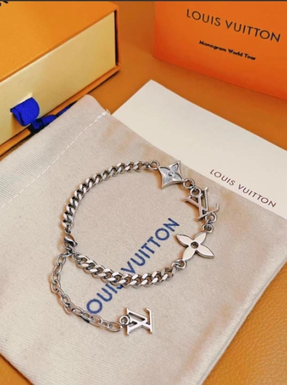 루이비통 팔찌