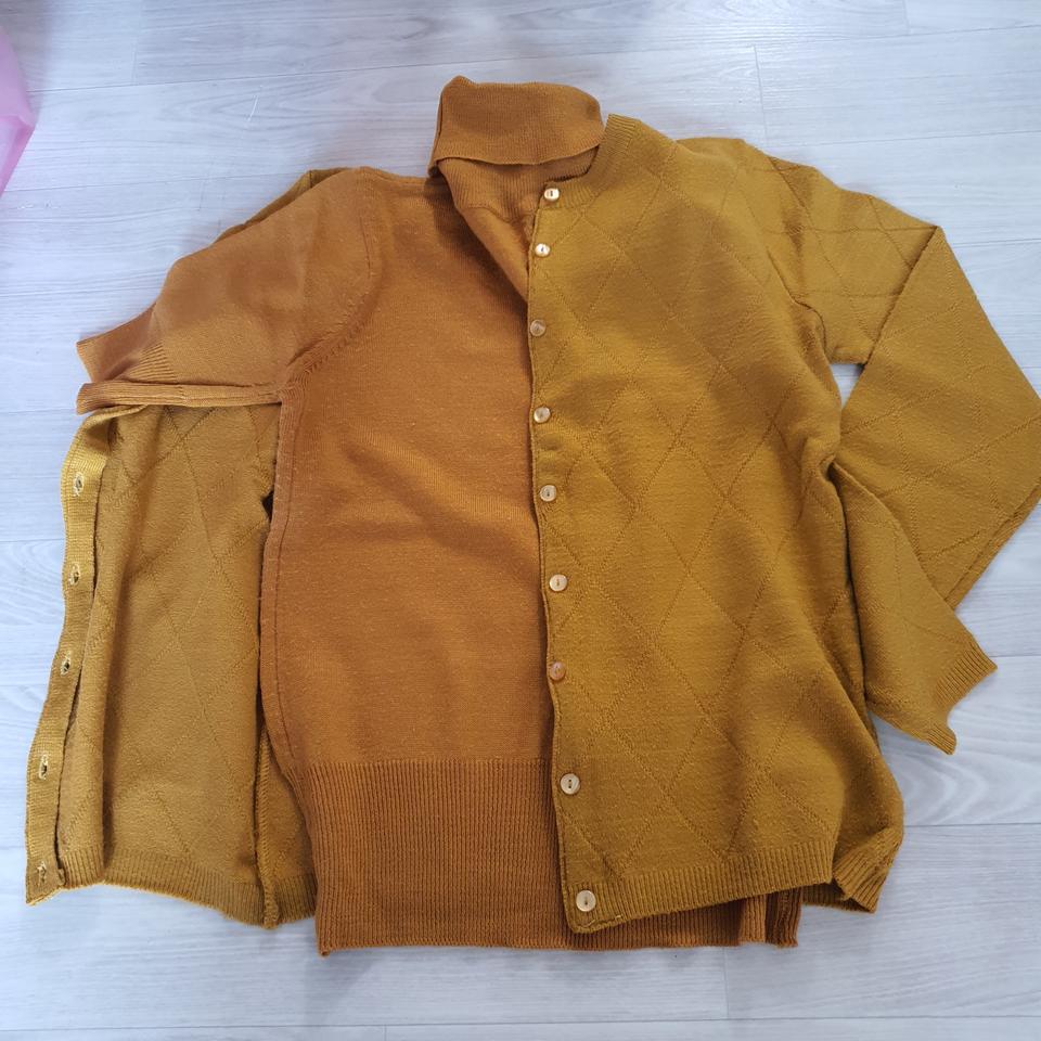 겨자색 니트 반팔 가디건 세트 목티 터틀넥 얇은