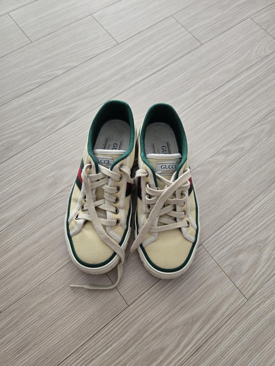 구찌테니스 스니커즈