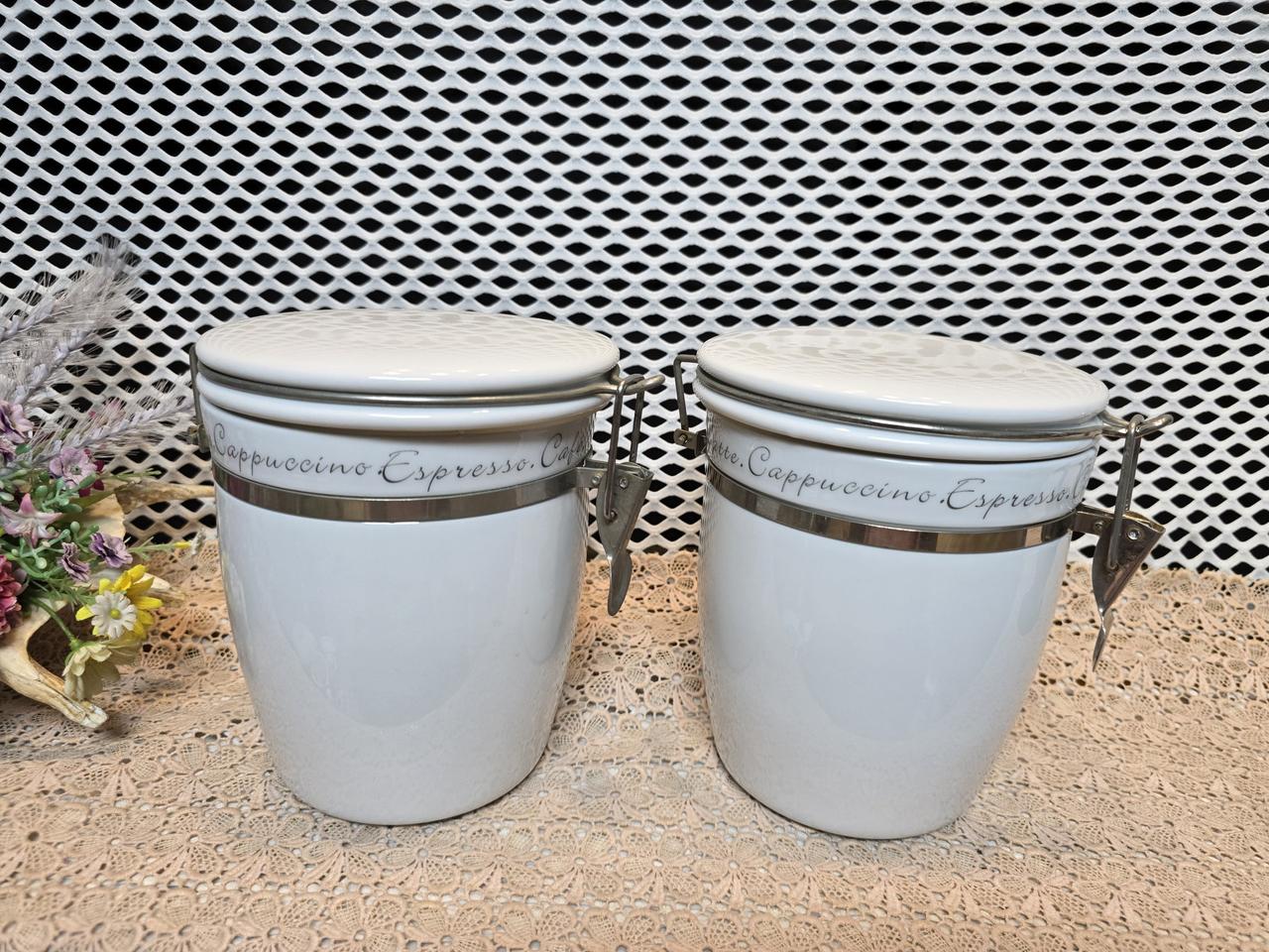 JOE 도자기 밀폐용기 2점. 미사용