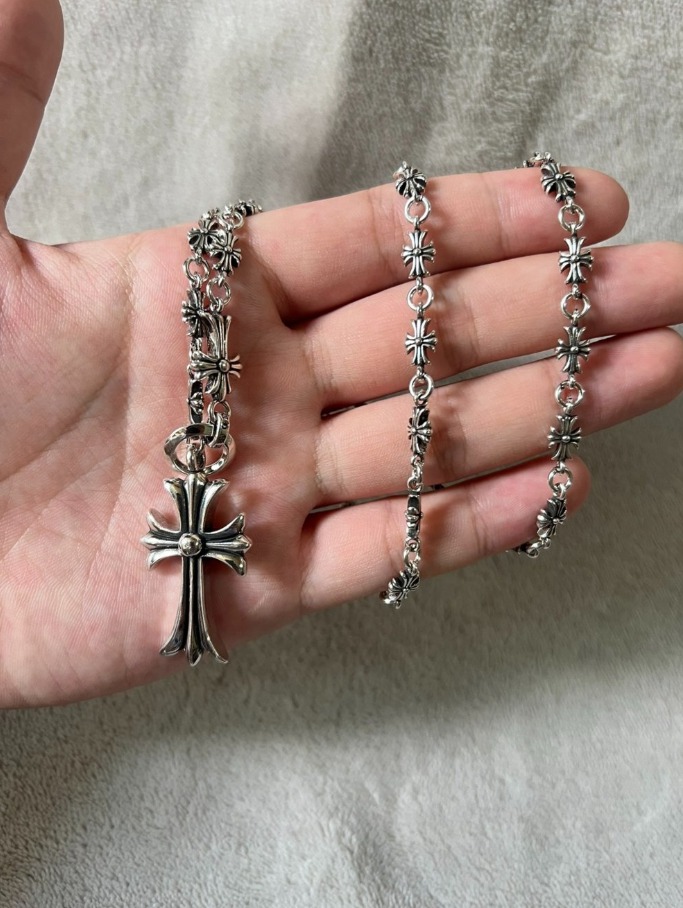 크롬하츠 십자가 앤티크 목걸이