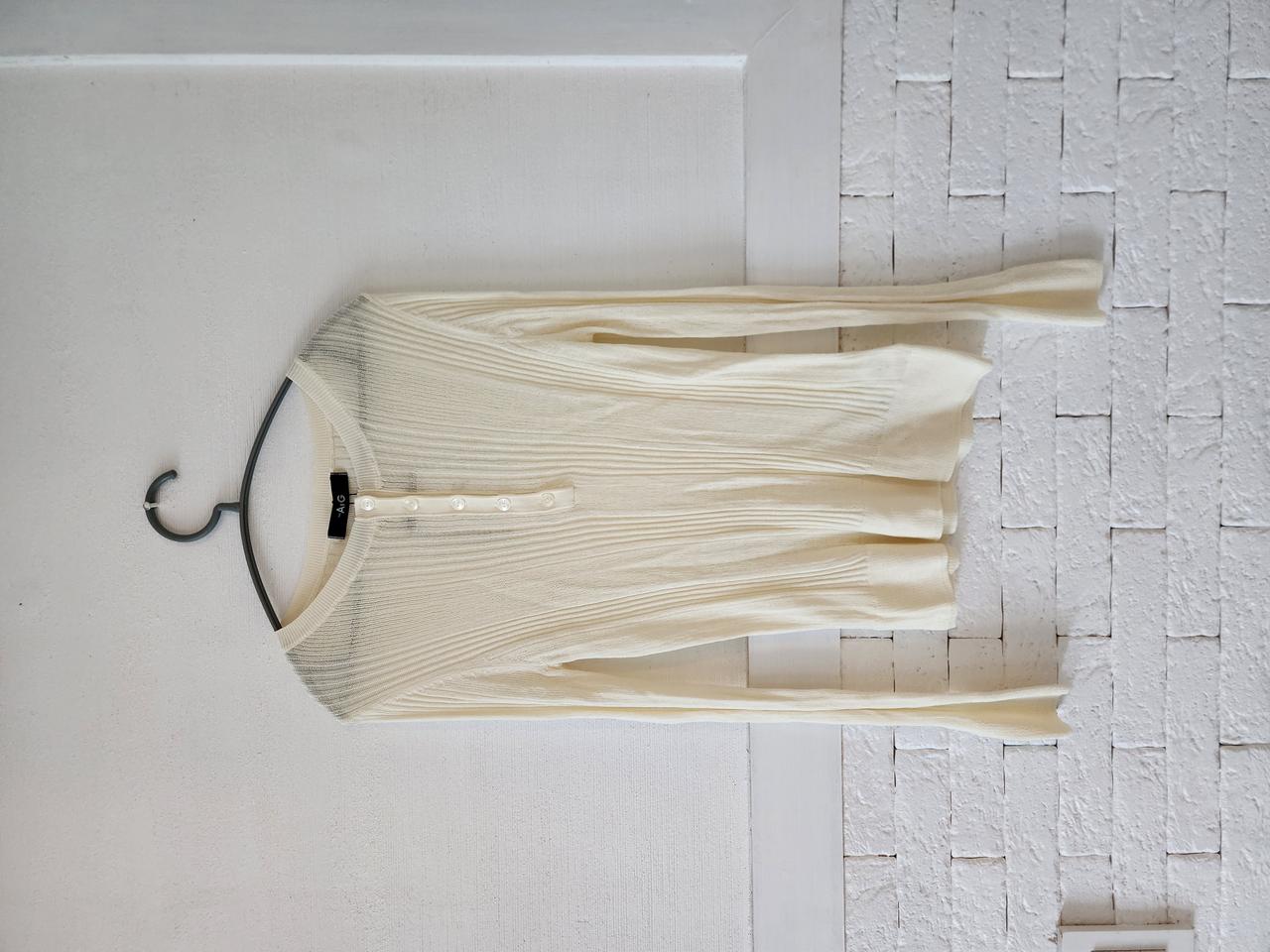 (새상품/더엣지) 여름 얇은 긴팔 니트