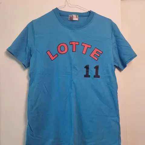 새상품/ 파랑색 반팔티