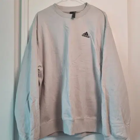 아디다스 맨투맨 100사이즈