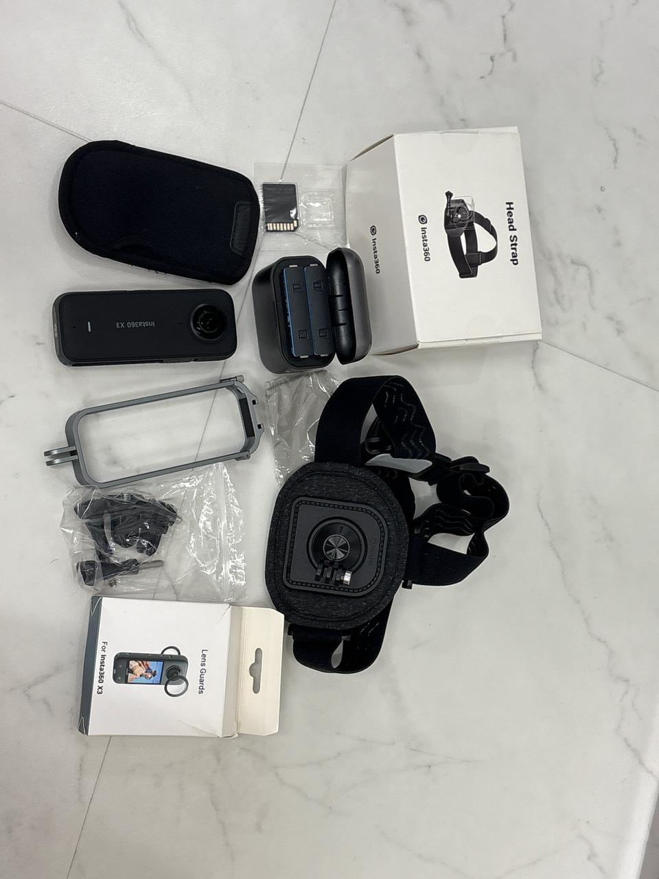 인스타360x3 팔아요:급처라 네고가능하니 편하게 문의주세요!